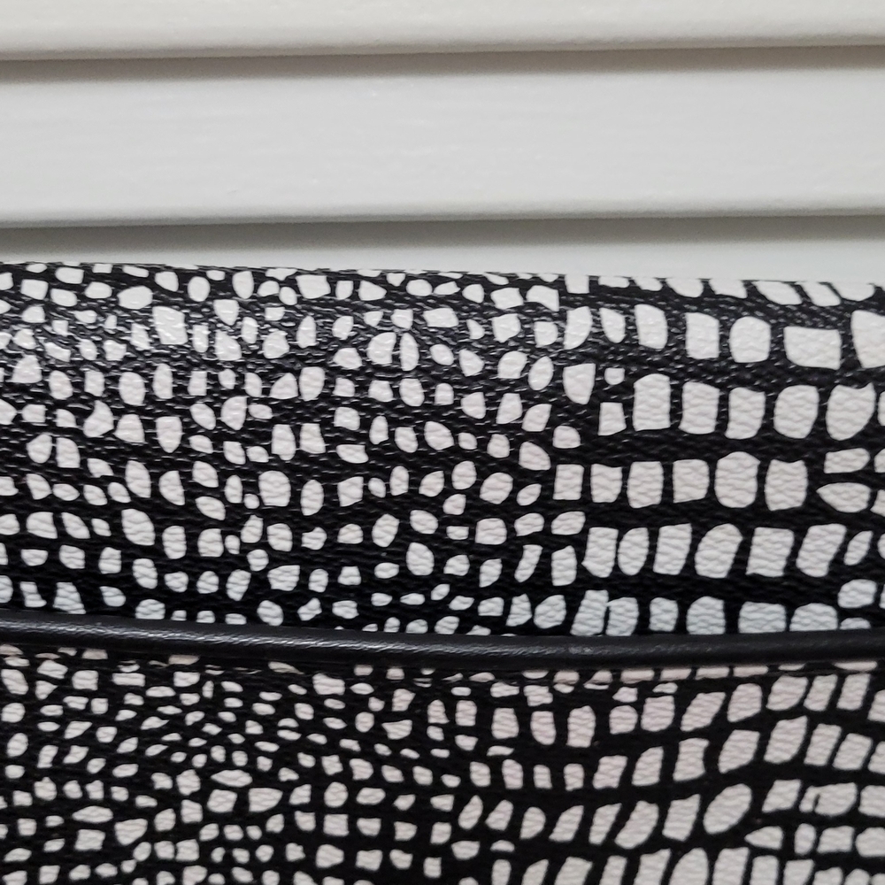 Vera Bradley Black & White Croc-Pattern Crossbody Bag - Picture 9 of 11
